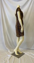 Load image into Gallery viewer, Tadashi Shoji Size 6 Dress
