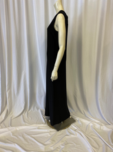Cargar imagen en el visor de la galería, Jenny Kayne Small Dress
