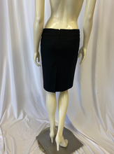 Load image into Gallery viewer, Gucci Size 8 Skirt
