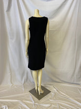 Load image into Gallery viewer, St John Couture 2 Piece Size 12
