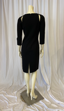 Cargar imagen en el visor de la galería, Michael Kors Size 6 Dress
