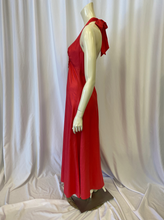 Cargar imagen en el visor de la galería, Trina Turk Extra Small Dress
